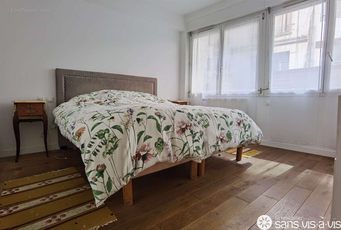 Appartement à PARIS-20E