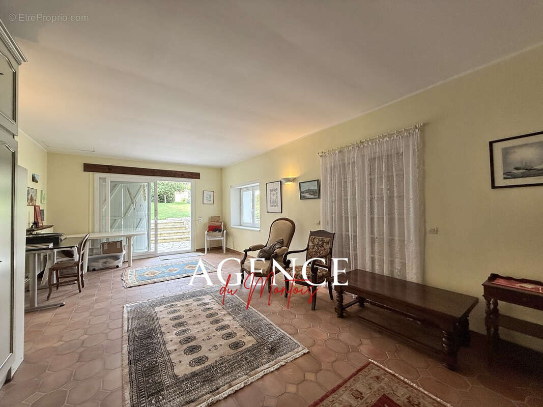 Maison à DONNEMARIE-DONTILLY