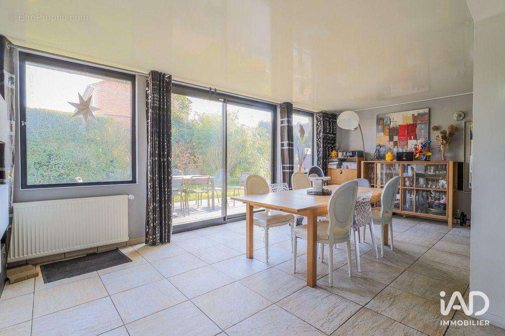 Photo 2 - Maison à LYS-LEZ-LANNOY