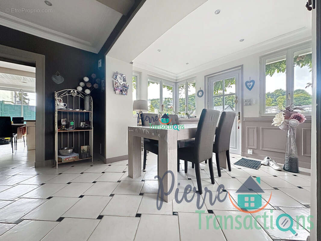 Maison à LILLEBONNE