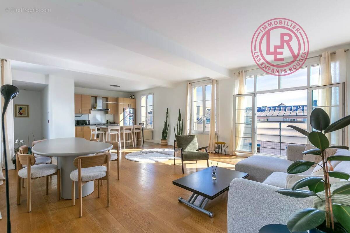 Appartement à PARIS-11E