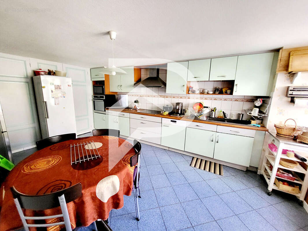 Maison  7 pièce(s) CHAMPSEVRAINE - photo 8