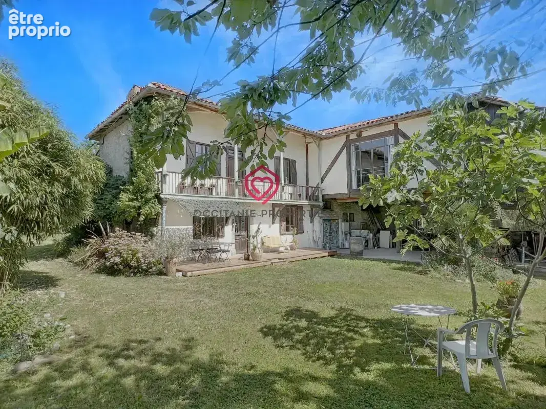 Maison avec galerie d'artiste et 16523m2 terrain - photo 1