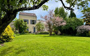 Maison à MORIGNY-CHAMPIGNY