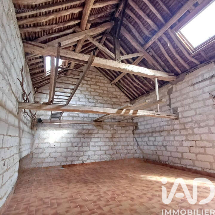 Photo 5 - Maison à LAILLY