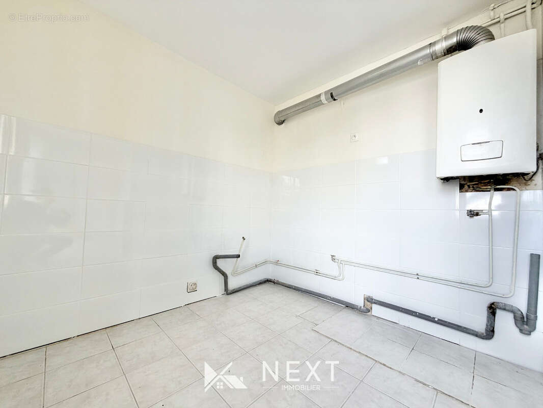 Appartement à SAINT-MARTIN-D'HERES