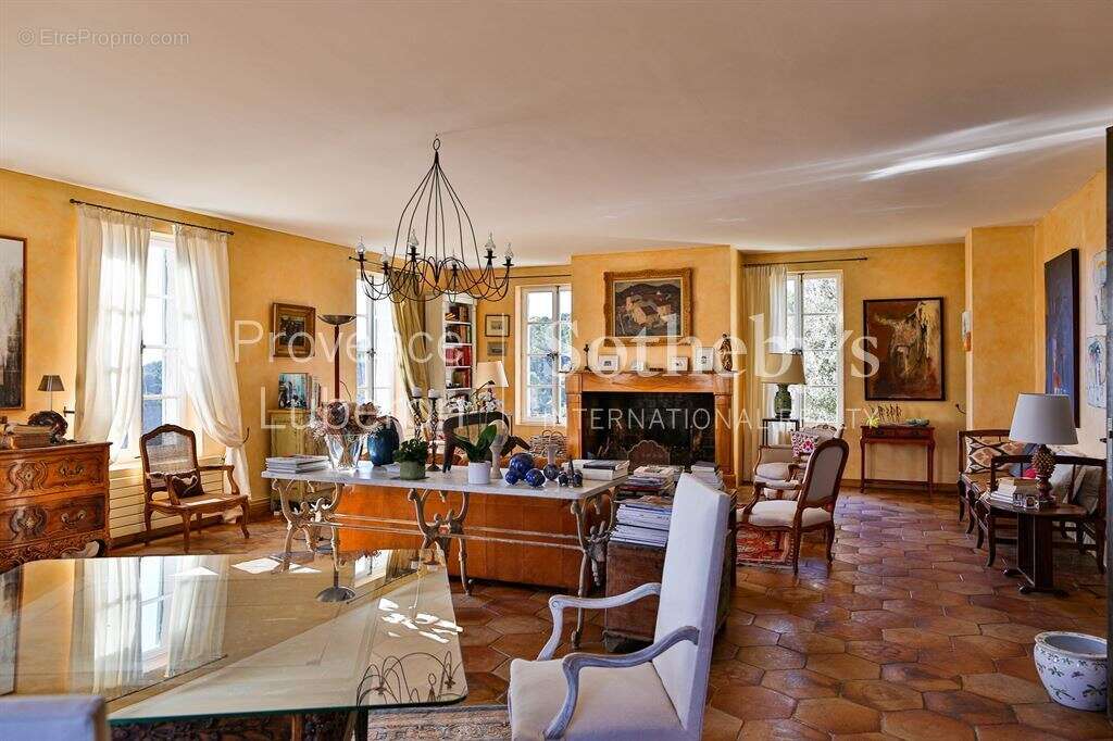 Maison à VAISON-LA-ROMAINE