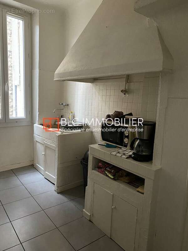 Appartement à MARSEILLE-4E