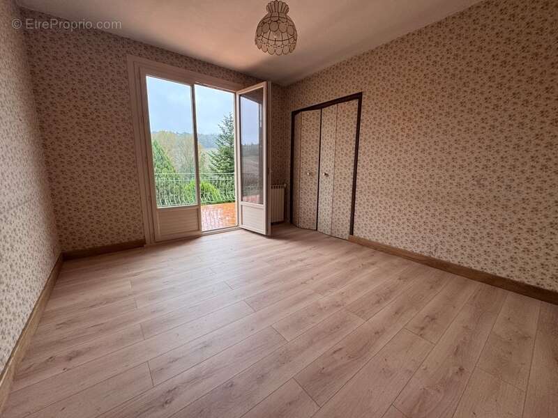 Maison à CASTELCULIER