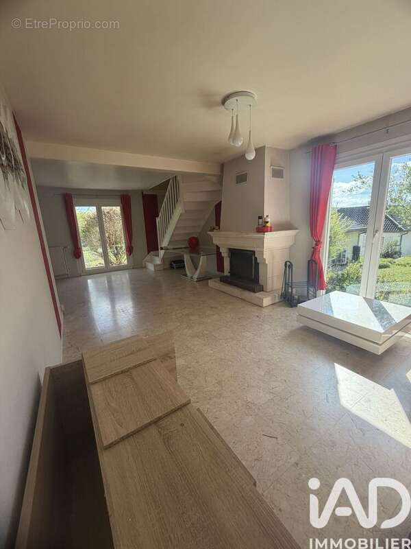 Photo 3 - Maison à CHEVILLON