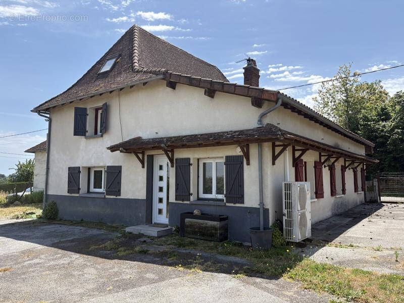 Maison à MASSERET