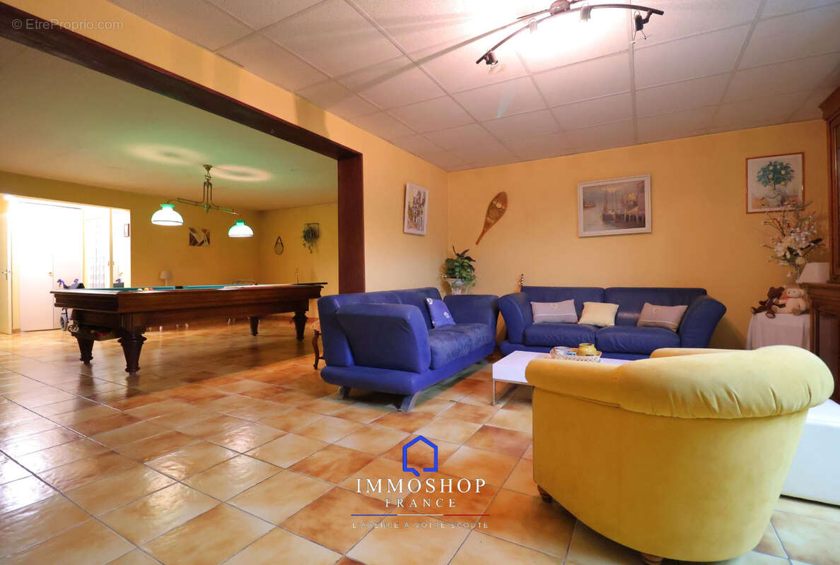 Maison à SAINT-ZACHARIE