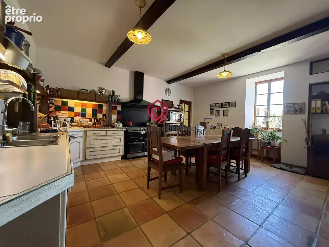 Maison avec gîte, dépendance et vue panoramique - photo 6