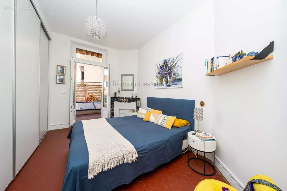 Cannes - appartement 4 pieces - grande terrasse - photo 12