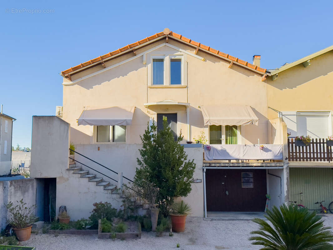 Maison à LIVRON-SUR-DROME