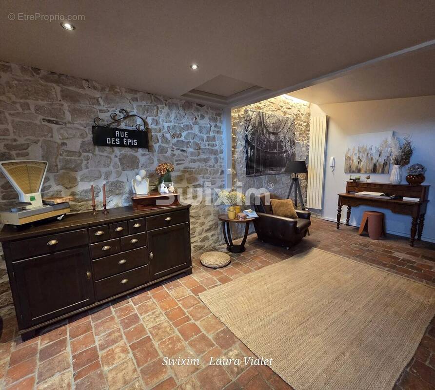 Appartement à POLIGNY