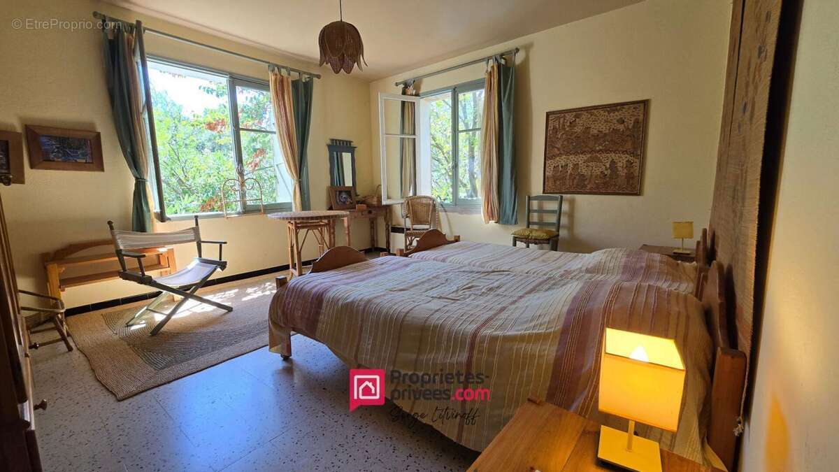 Maison à PLAN-DE-LA-TOUR