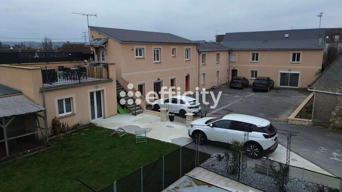 Maison à BAILLEUL-SUR-THERAIN