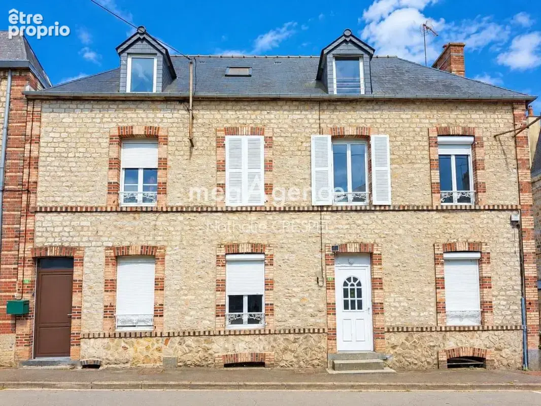 Grande maison de ville avec fort potentiel – Idéale grande famille ou investissement locatif - photo 2