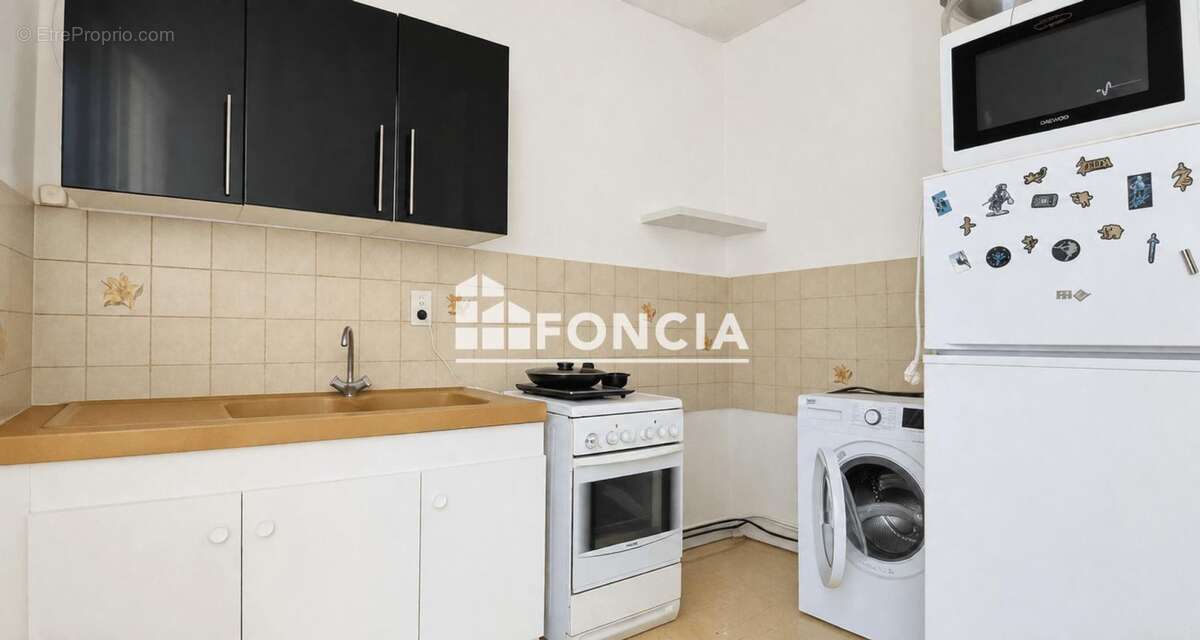 À VENDRE – CHÂTEAU-THIERRY – T3 de 61,70 m² à rénover – Hyper-centre - photo 2