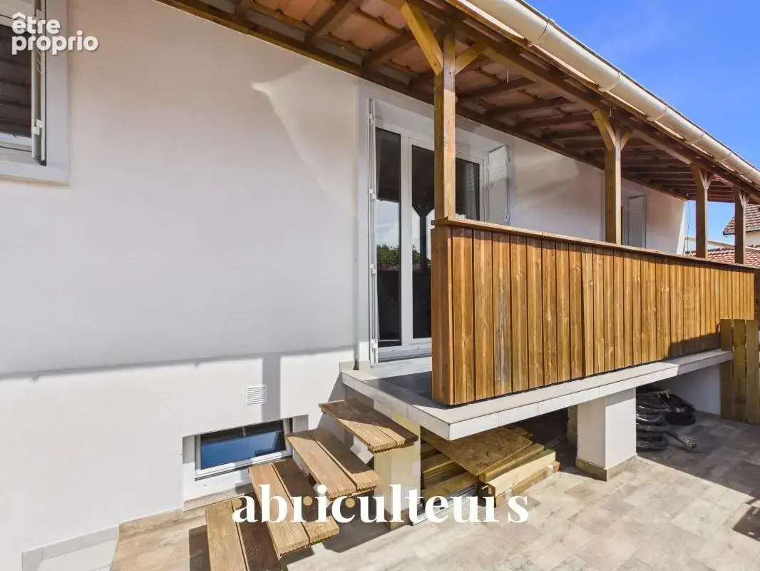Maison familiale avec jardin, terrasse et stationnements en vente à Bezons 95870 - photo 18
