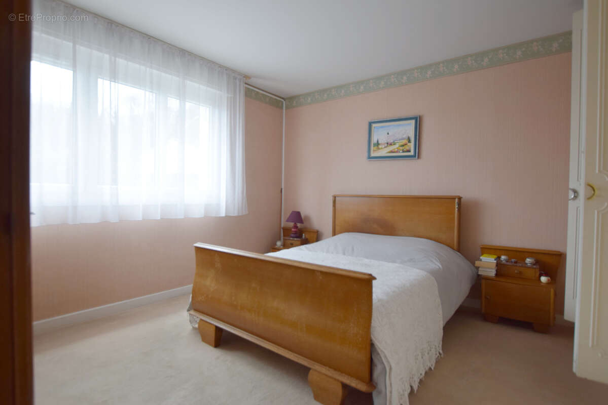 Appartement à GRAND-CHARMONT