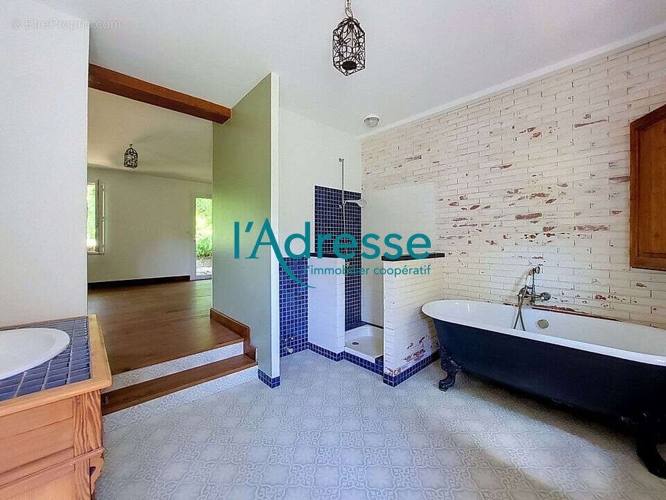 Longère de caractère 142 m2 habitables en campagne - photo 8