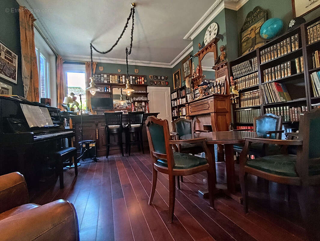 Maison Bourgeoise à Albert 260 m2 - photo 2