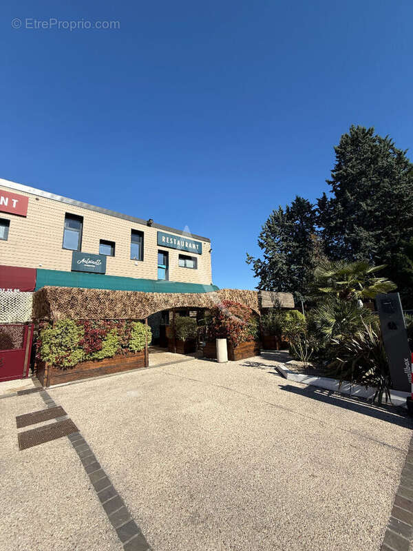 Appartement à VERRIERES-LE-BUISSON