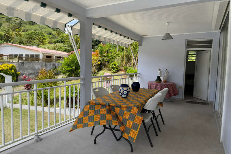 Maison à vendre 5 pièces LE FRANCOIS (972) - photo 2