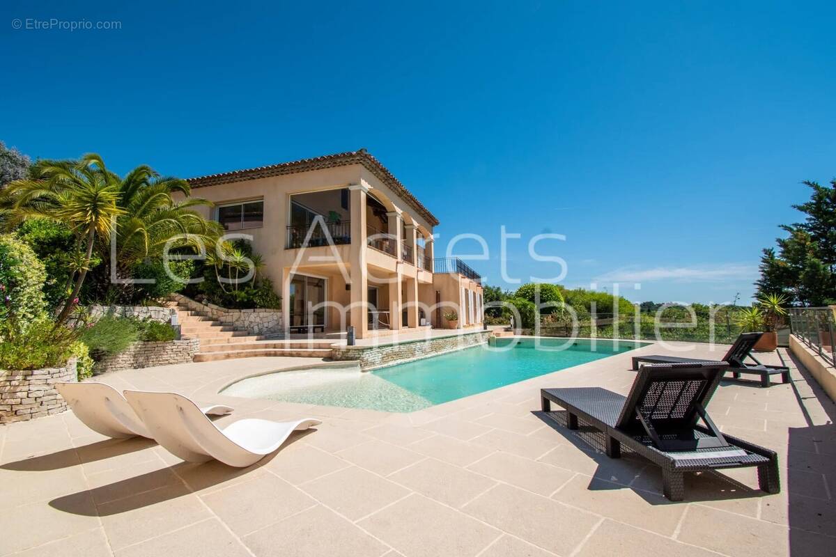 Maison à LES ADRETS-DE-L'ESTEREL