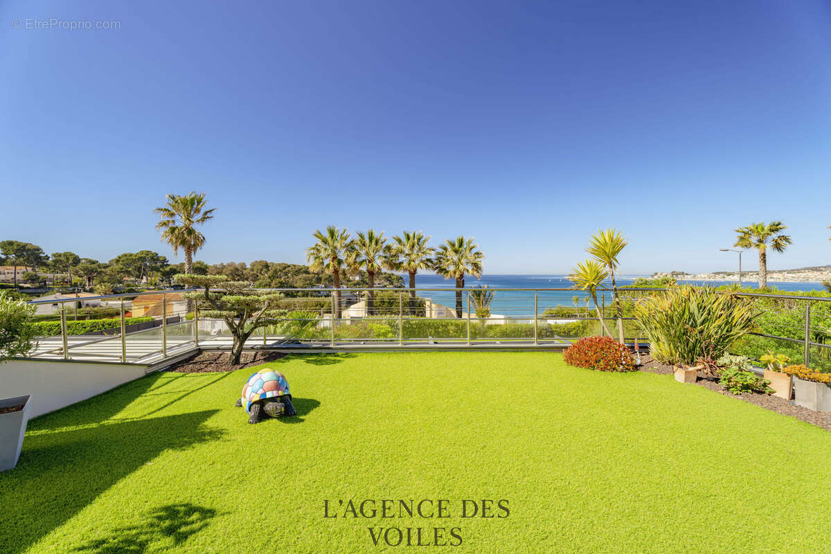 Appartement à SANARY-SUR-MER
