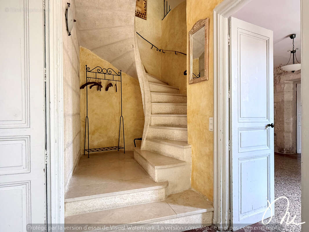 Maison à JUNAS