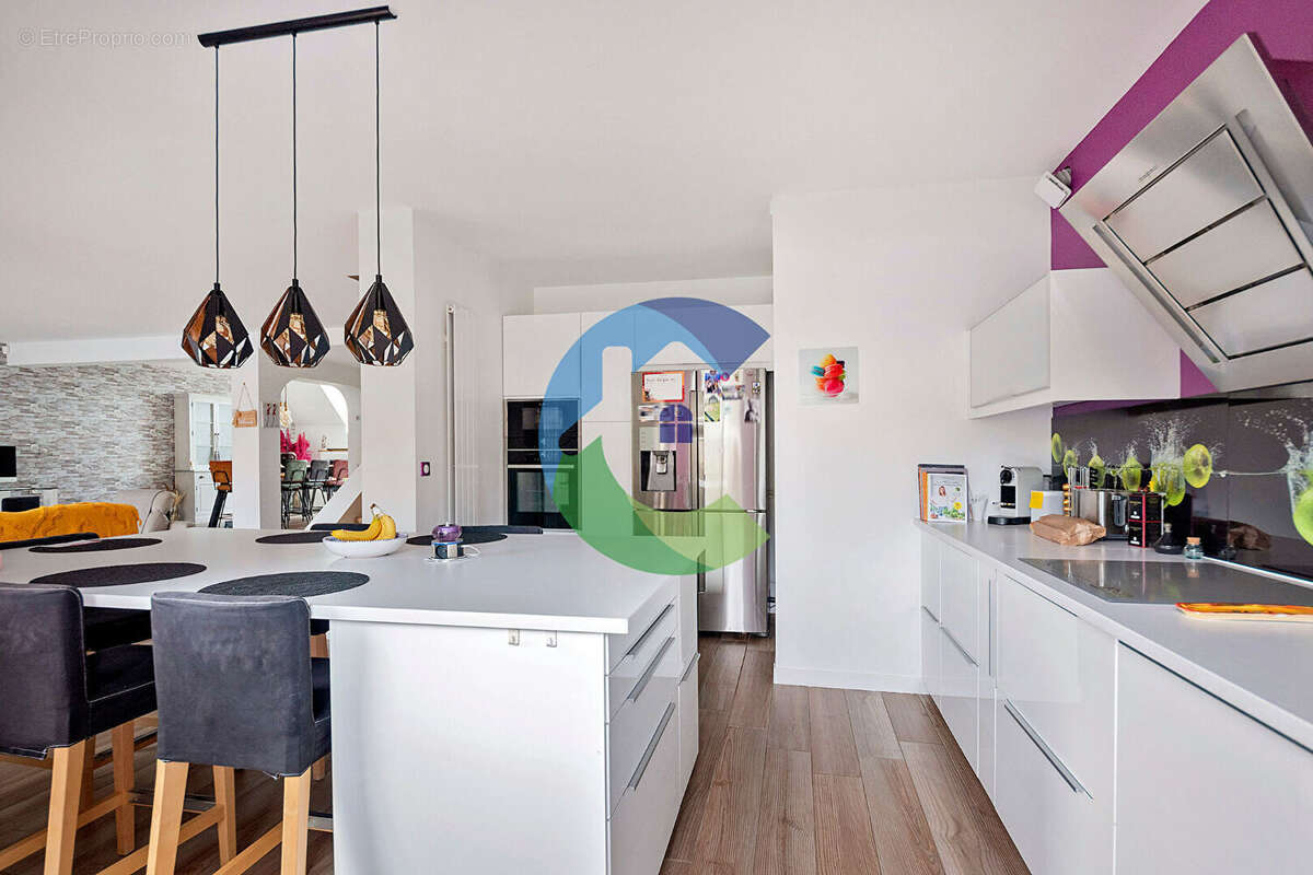 Maison à BALLAINVILLIERS