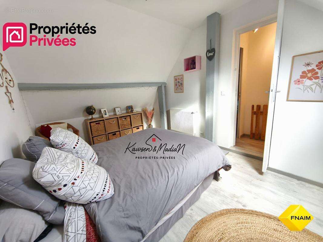 Maison à LA BONNEVILLE-SUR-ITON