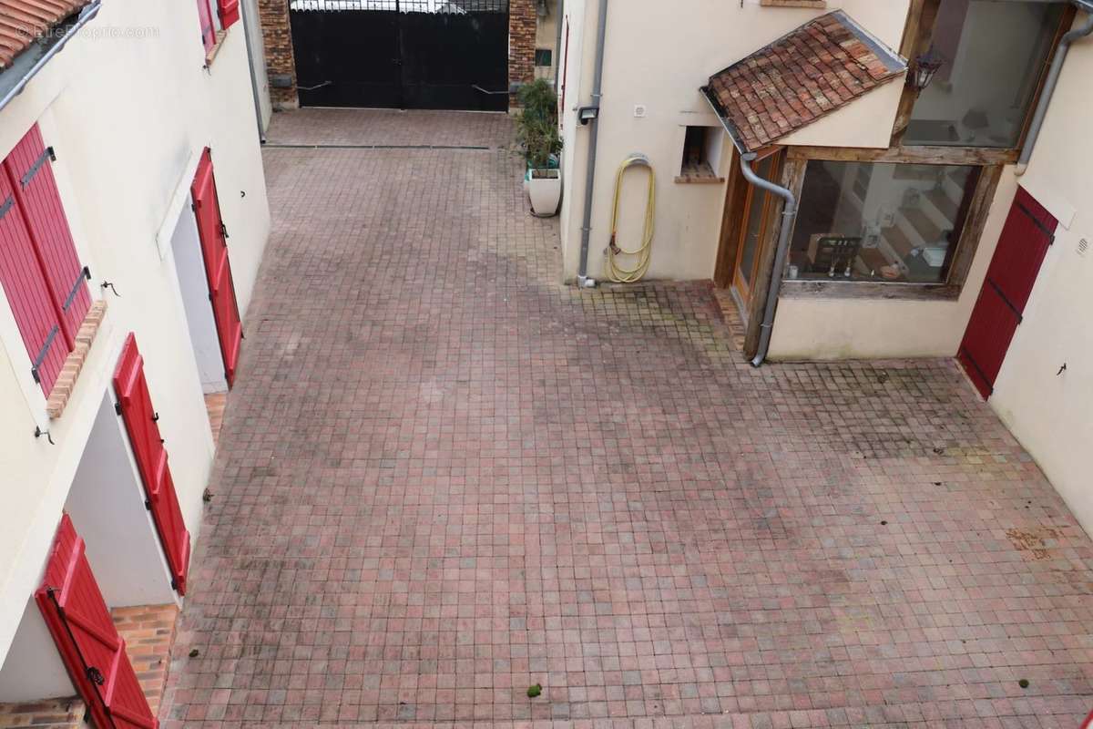 Maison à COULOMMIERS