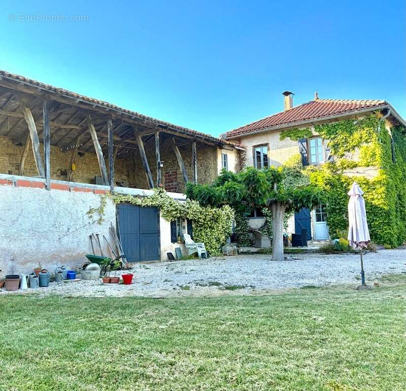 Maison à PUYMAURIN
