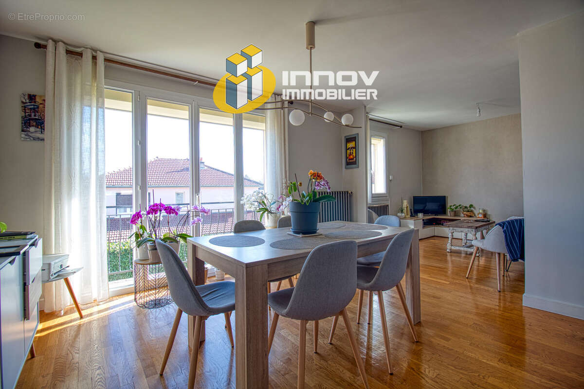 Maison à CHATENOY-LE-ROYAL