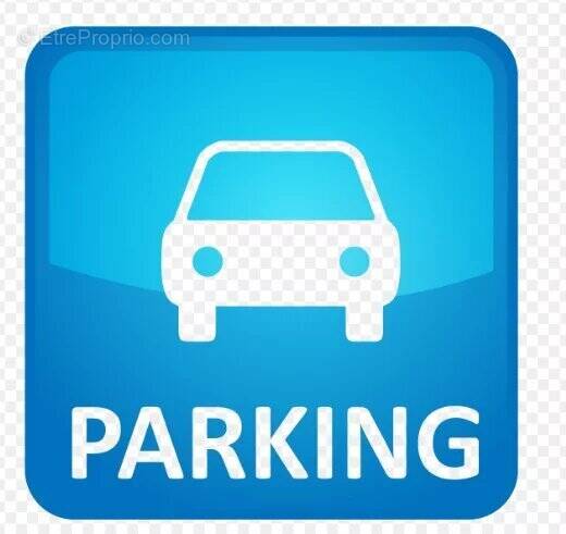 Parking à MANDELIEU-LA-NAPOULE