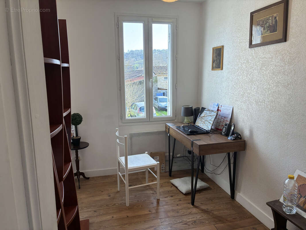 Maison à FLAUJAGUES