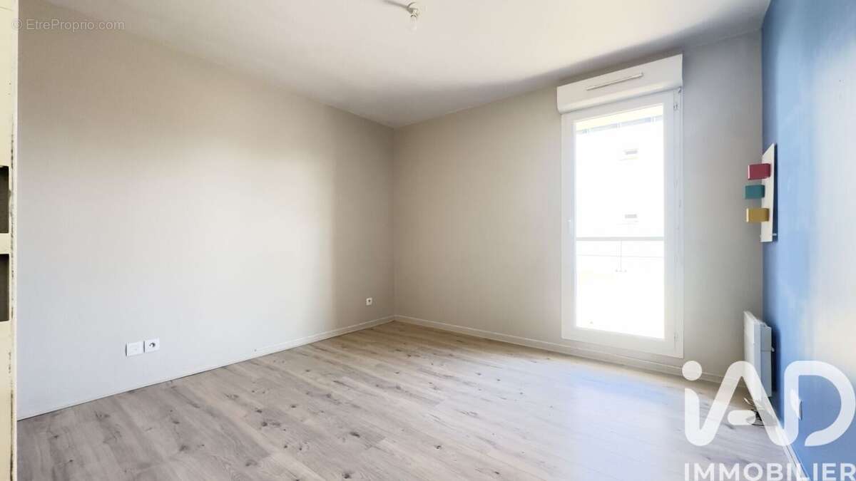 Appartement 71 m² à Trappes  - photo 6