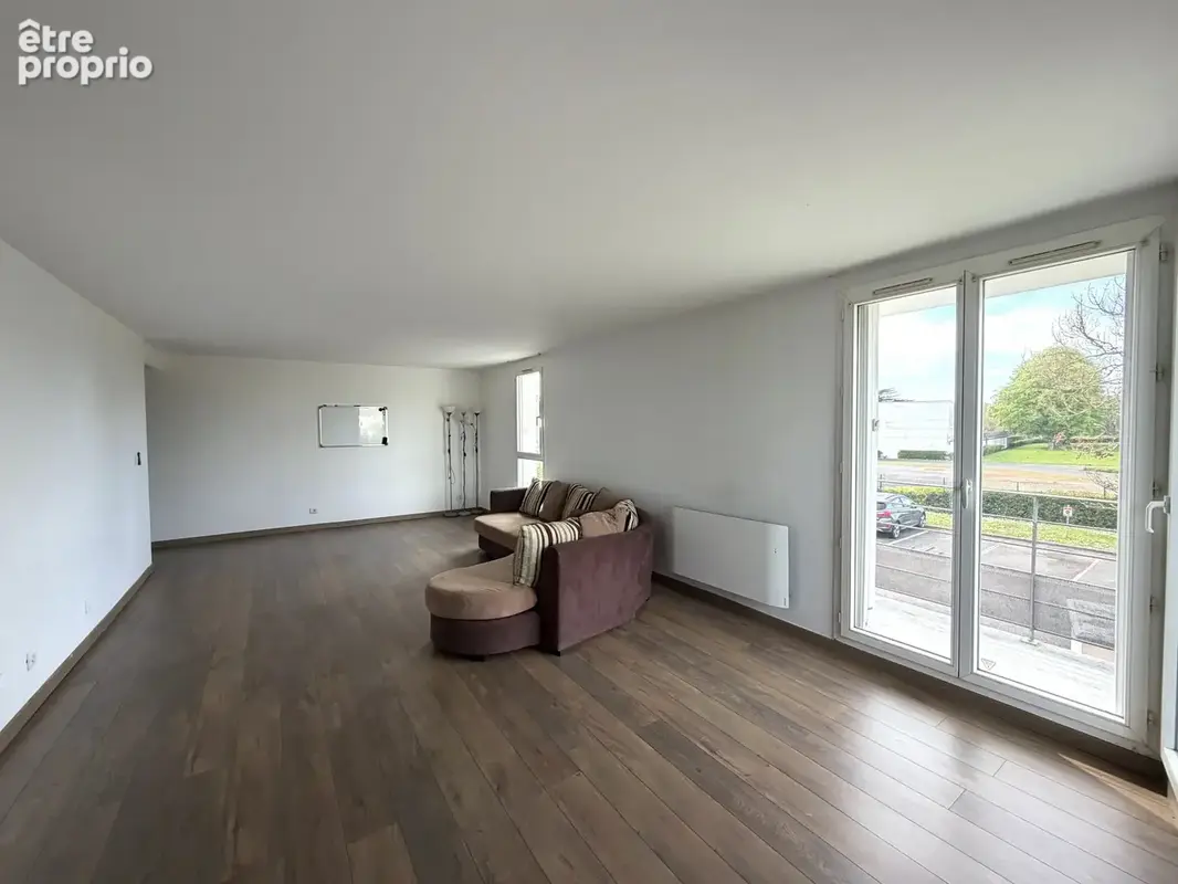 Appartement 74 m² à Orleans  - photo 2