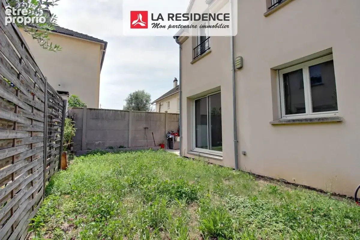 Maison 5 pièces 70 m² à vendre à Sartrouville (78500) - photo 2