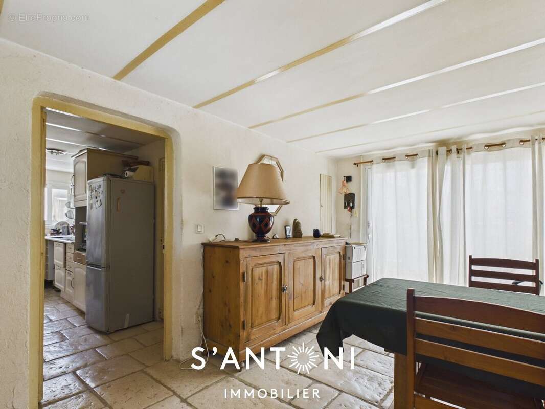 Maison à BESSAN