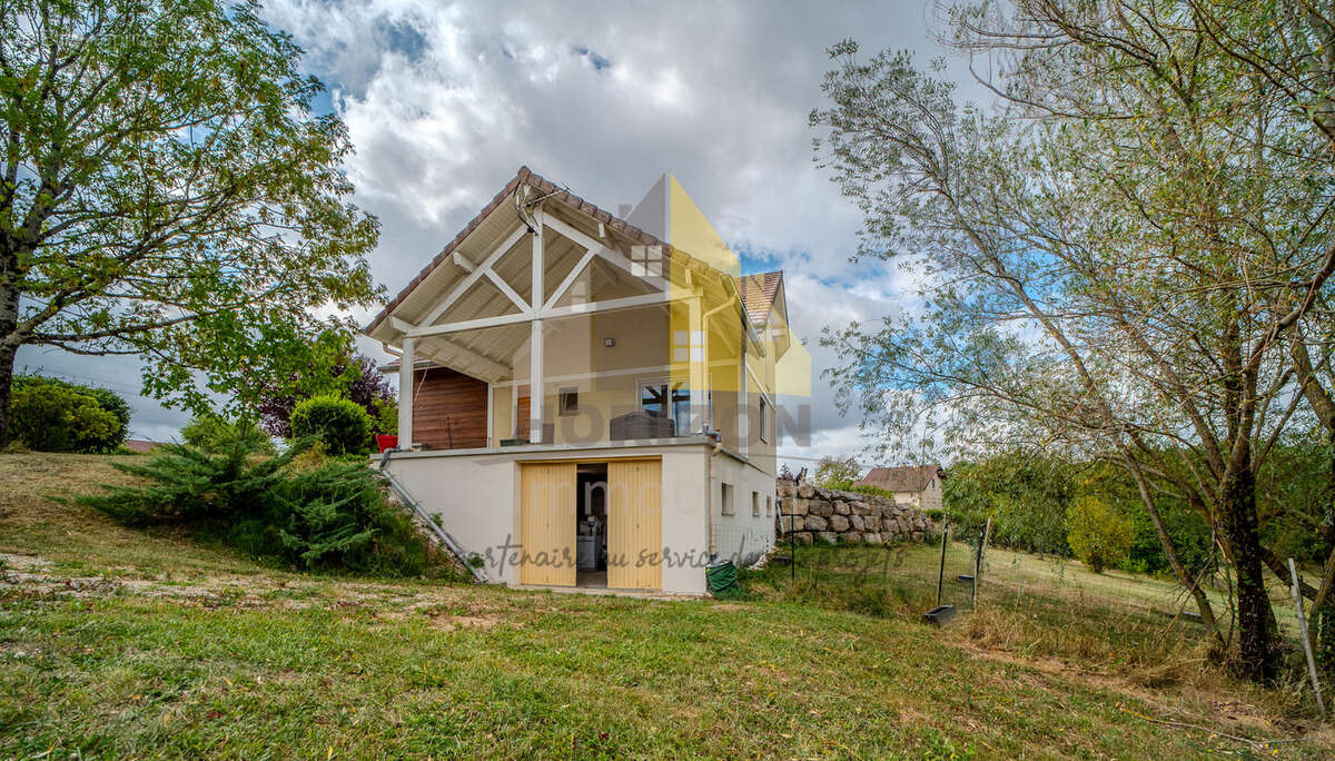 Maison individuelle sur sous-sol complet avec belle vue dégagée et terrain de 3 731 m2 ! - photo 15