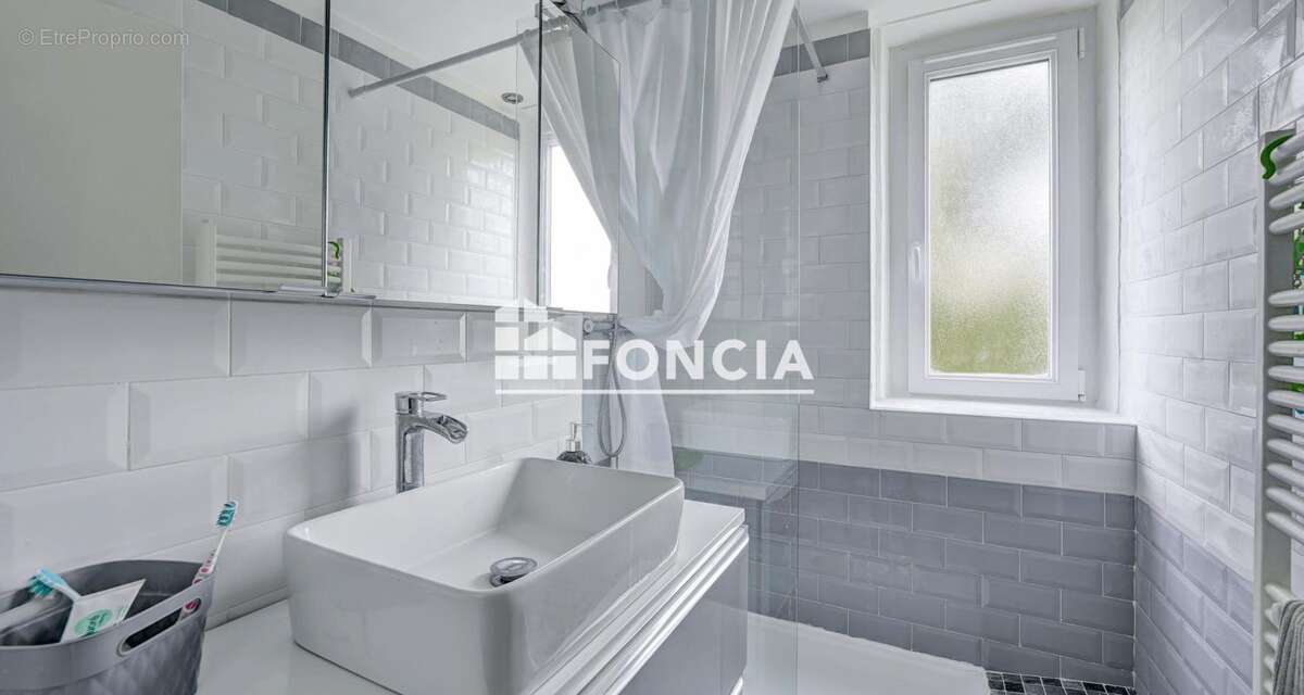 Appartement à YERRES
