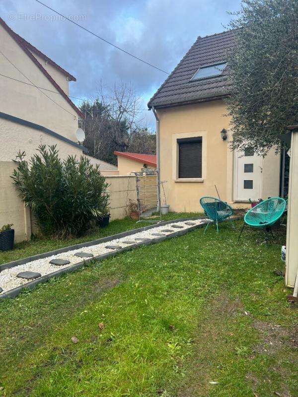 Maison à CHAMPIGNY-SUR-MARNE