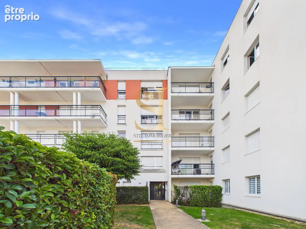 Appartement à SAINT-FARGEAU-PONTHIERRY