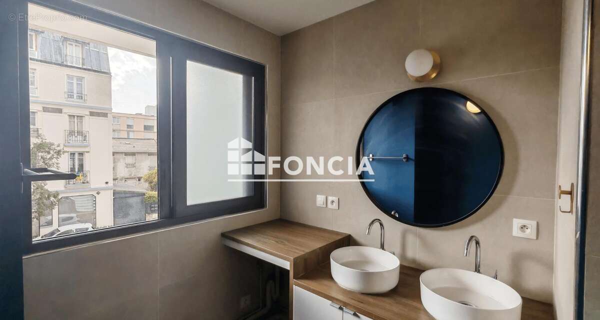 Appartement à MONTROUGE