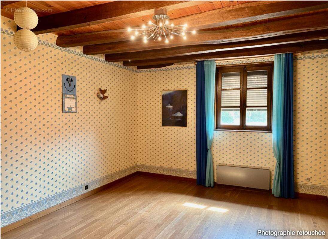 EXCLUSIVITE : Très belle ferme rénovée à Saint Rémy (01) - photo 14